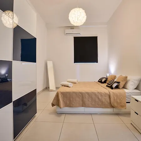 Seaview Balluta-stjulians-prime Spot